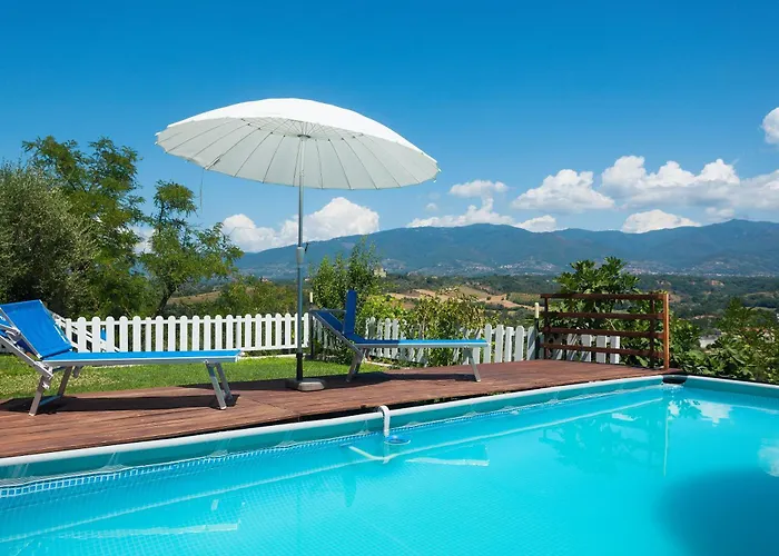 Einstein House Con Piscina Villa Vivajo