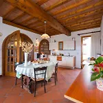 Einstein House Con Piscina Villa Vivajo